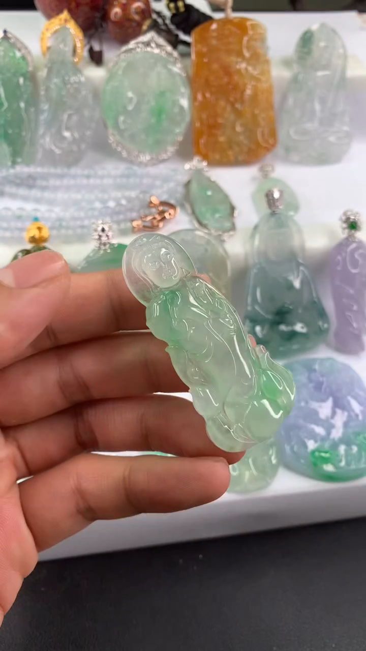 翡翠未镶嵌吊坠(不含链)吊坠