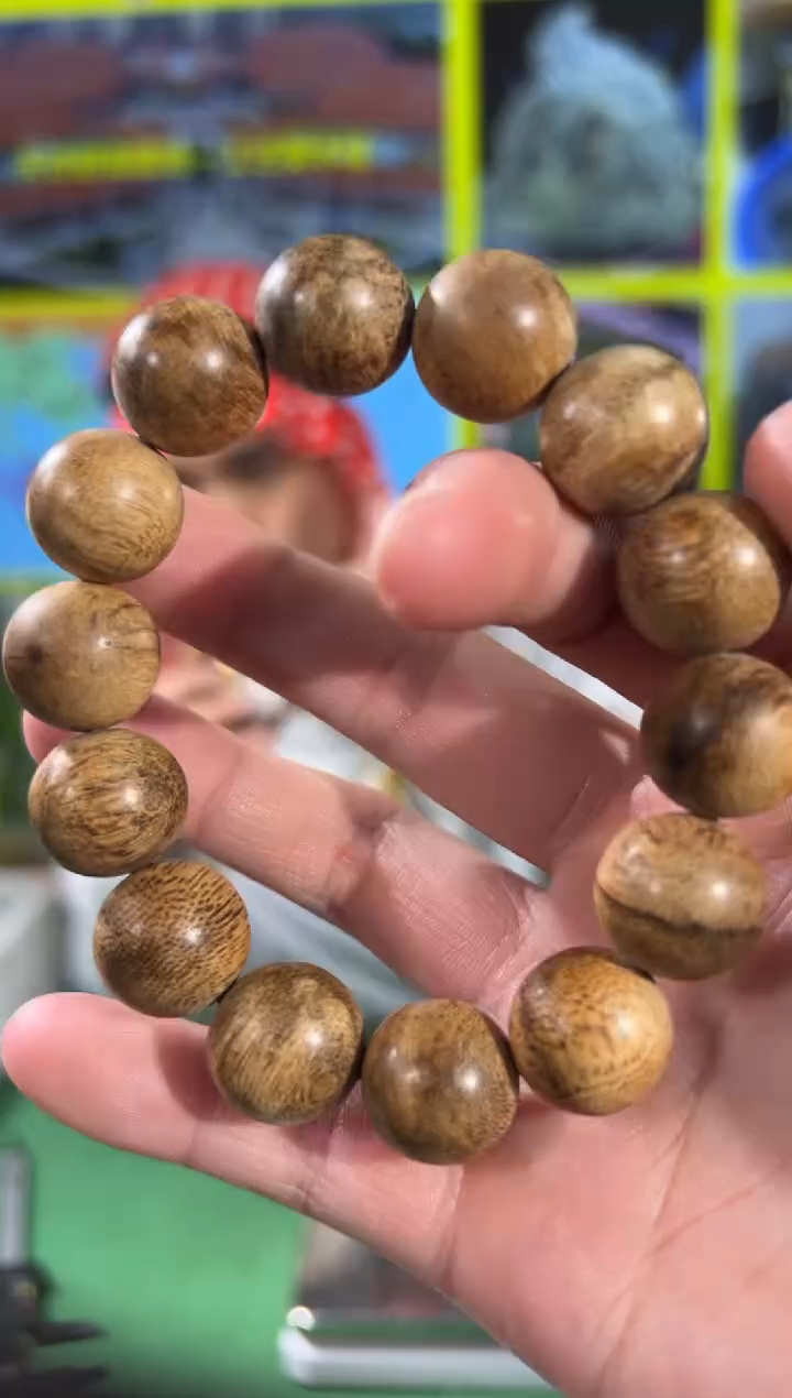 【闪购商品】沉香手串21号1.6+21克芽庄蜜结多样性发一