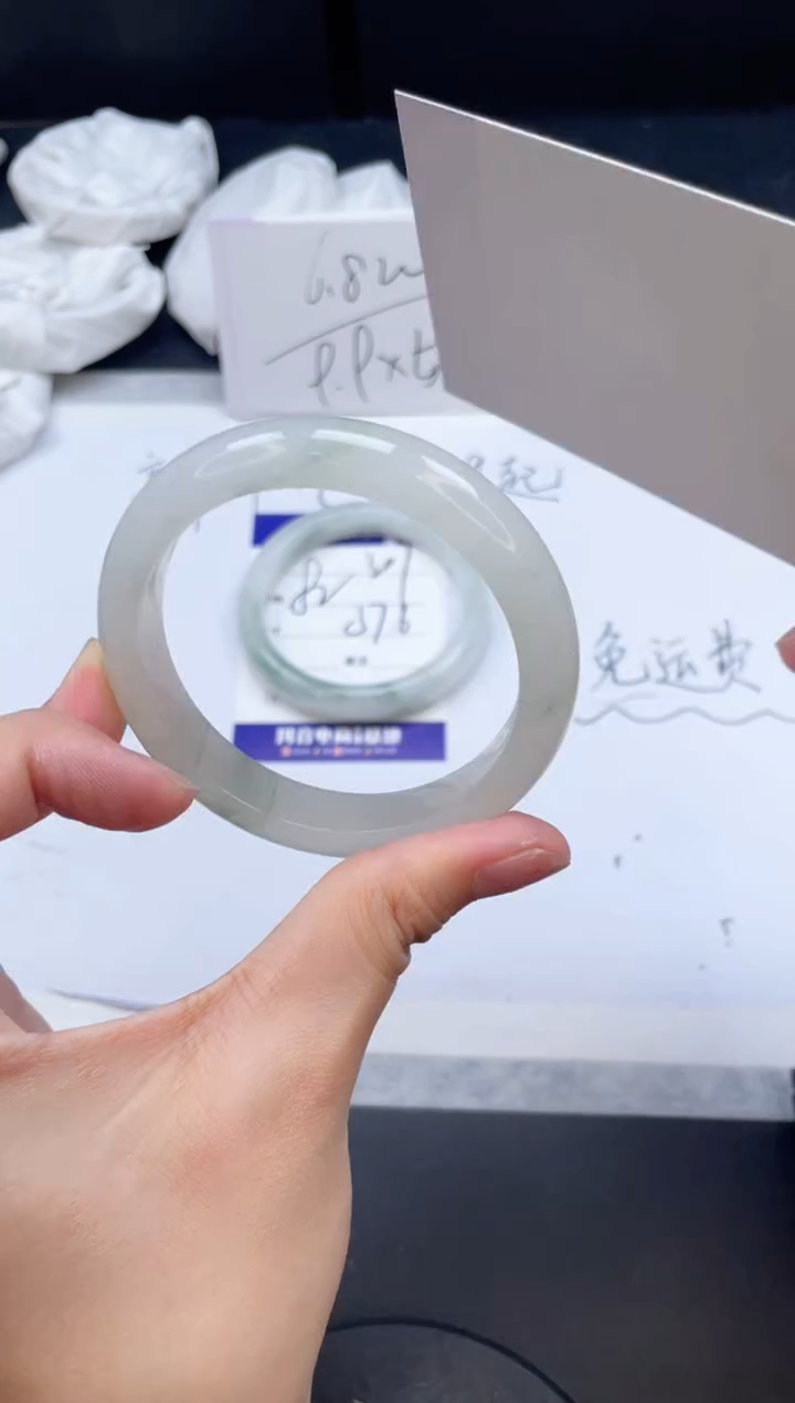 【闪购商品】石英质玉手镯未镶嵌302/53.7