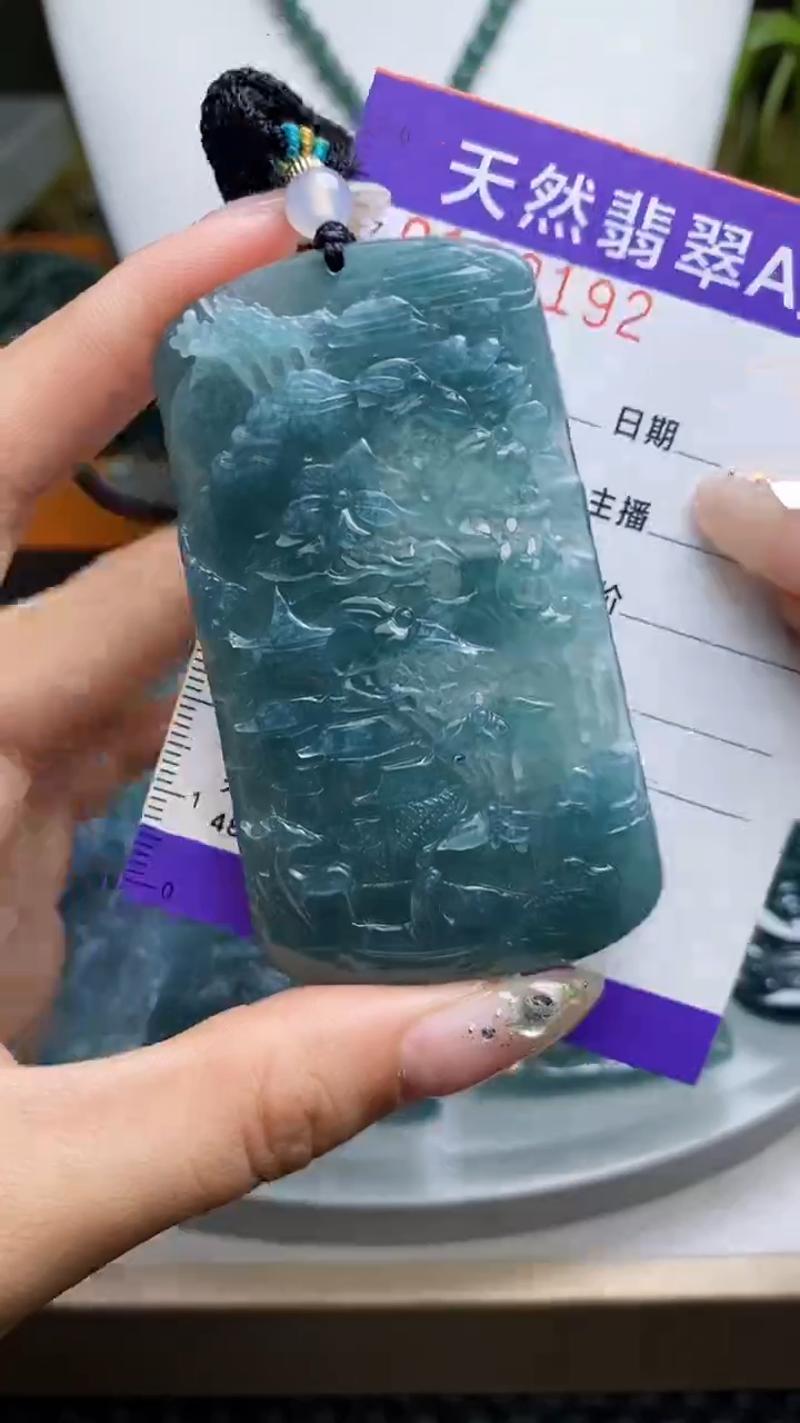 【闪购商品】翡翠颈饰未镶嵌11111111