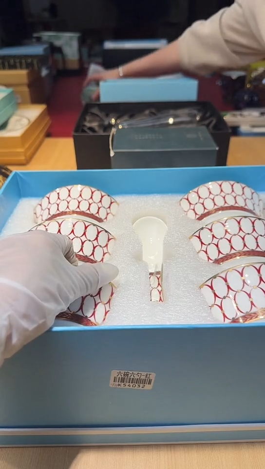 瓷片生活的本意是开心啊@@1