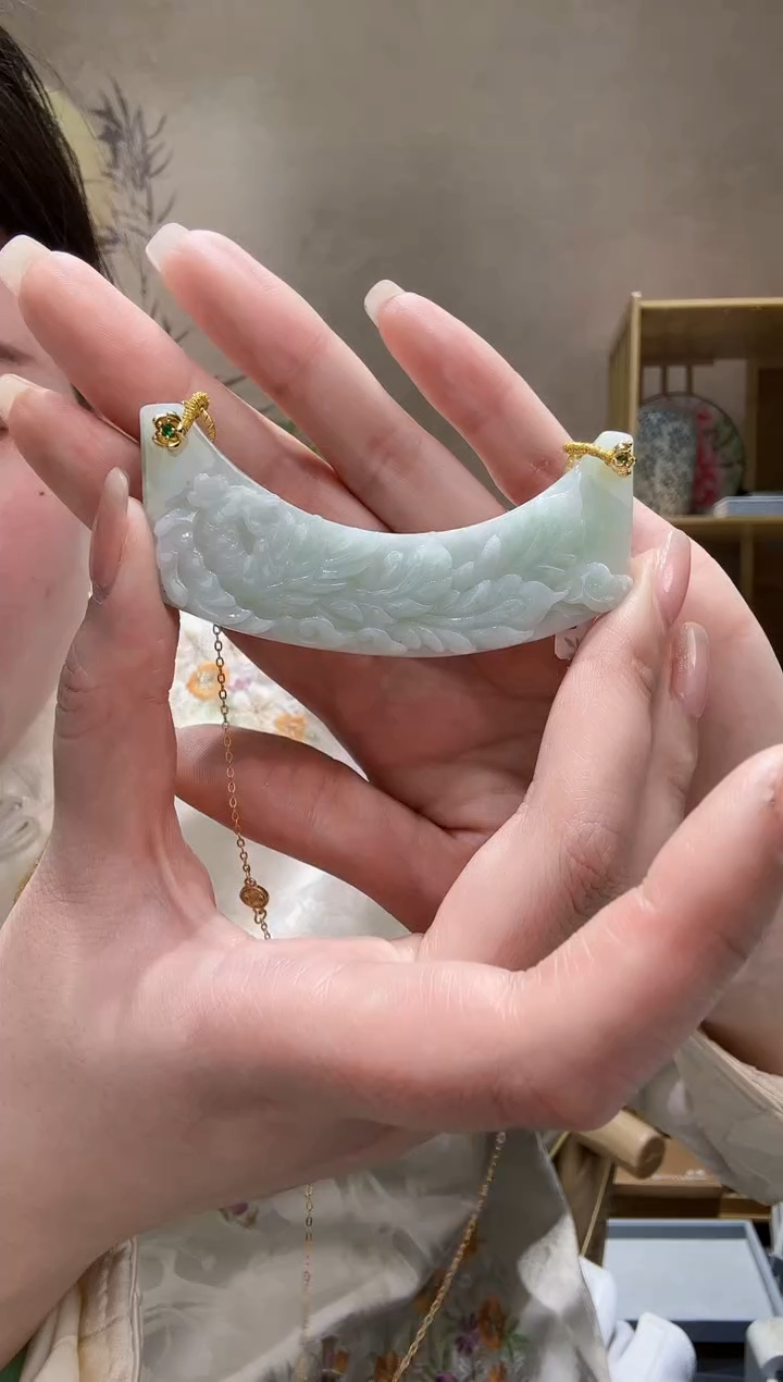 【闪购商品】翡翠颈饰未镶嵌吊坠