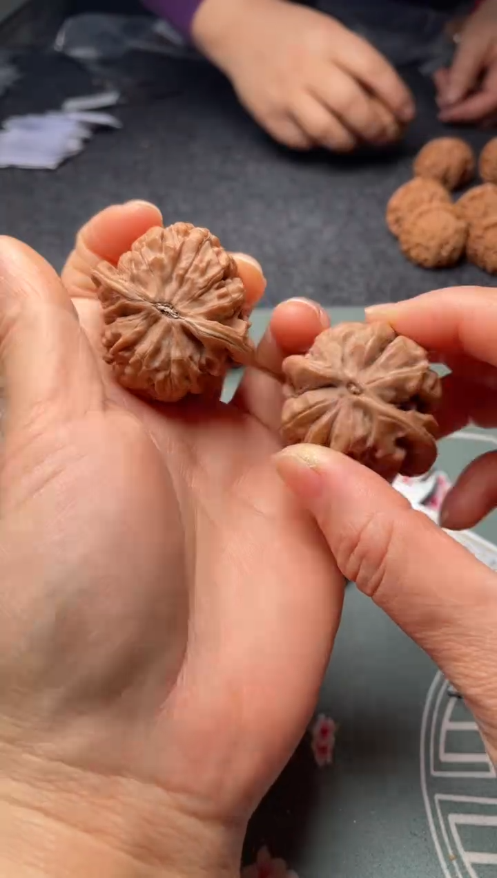 把件文玩核桃w167  凤凰台 41尺