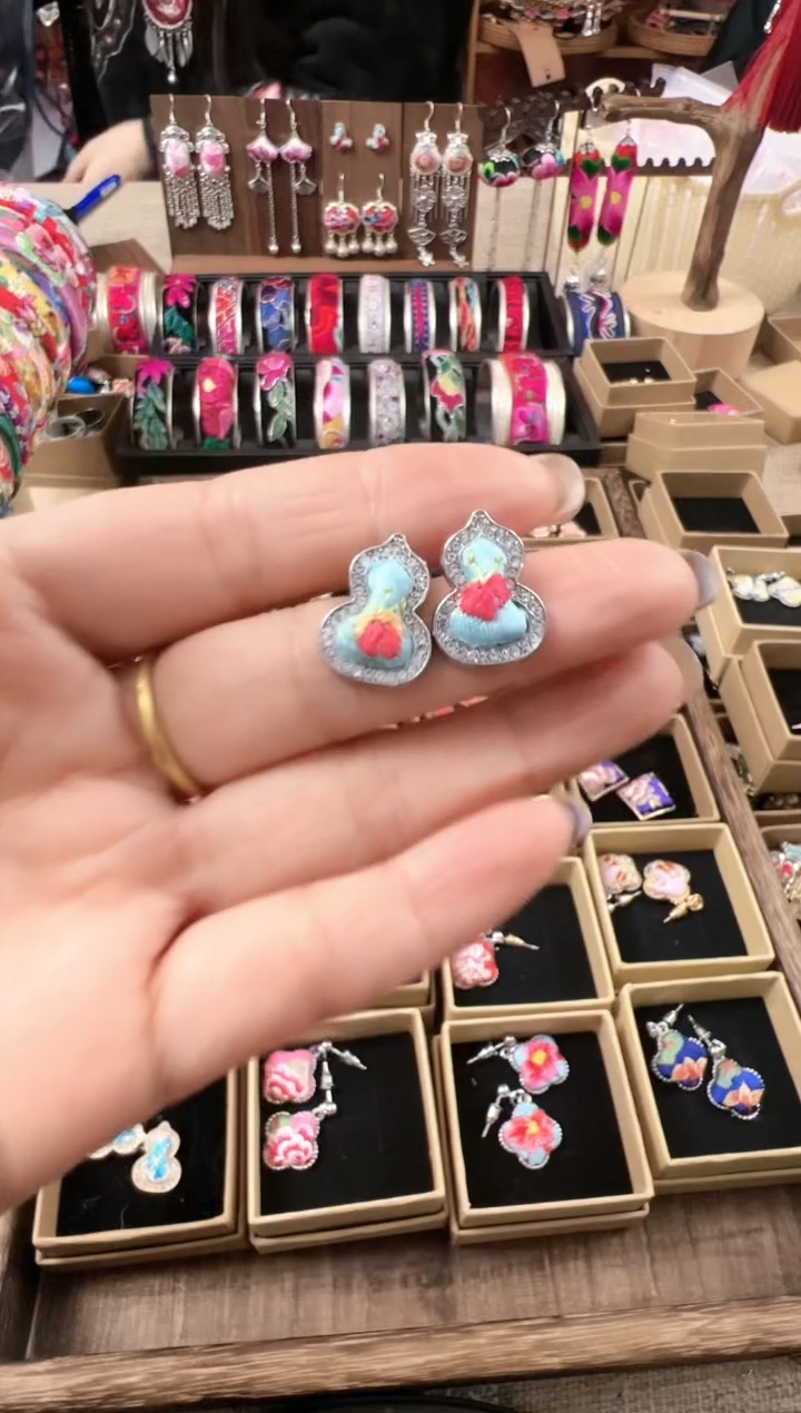 【闪购商品】织绣民族风老绣饰品312