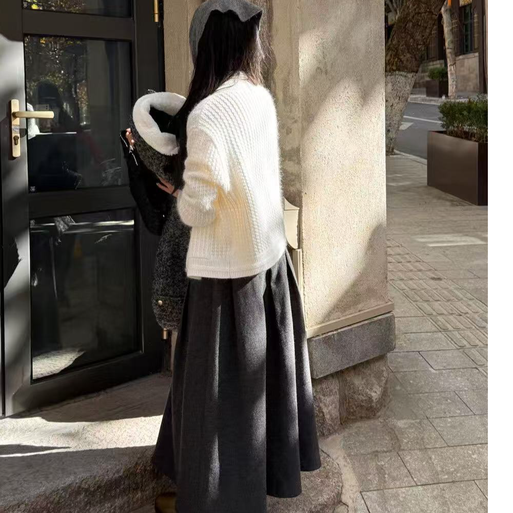 秋季短款常规款圆领短外套气质女装韩版百搭洋气黑色复古不规则