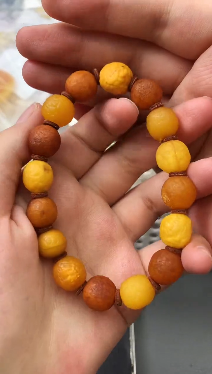 未镶嵌琥珀珠宝奇石16