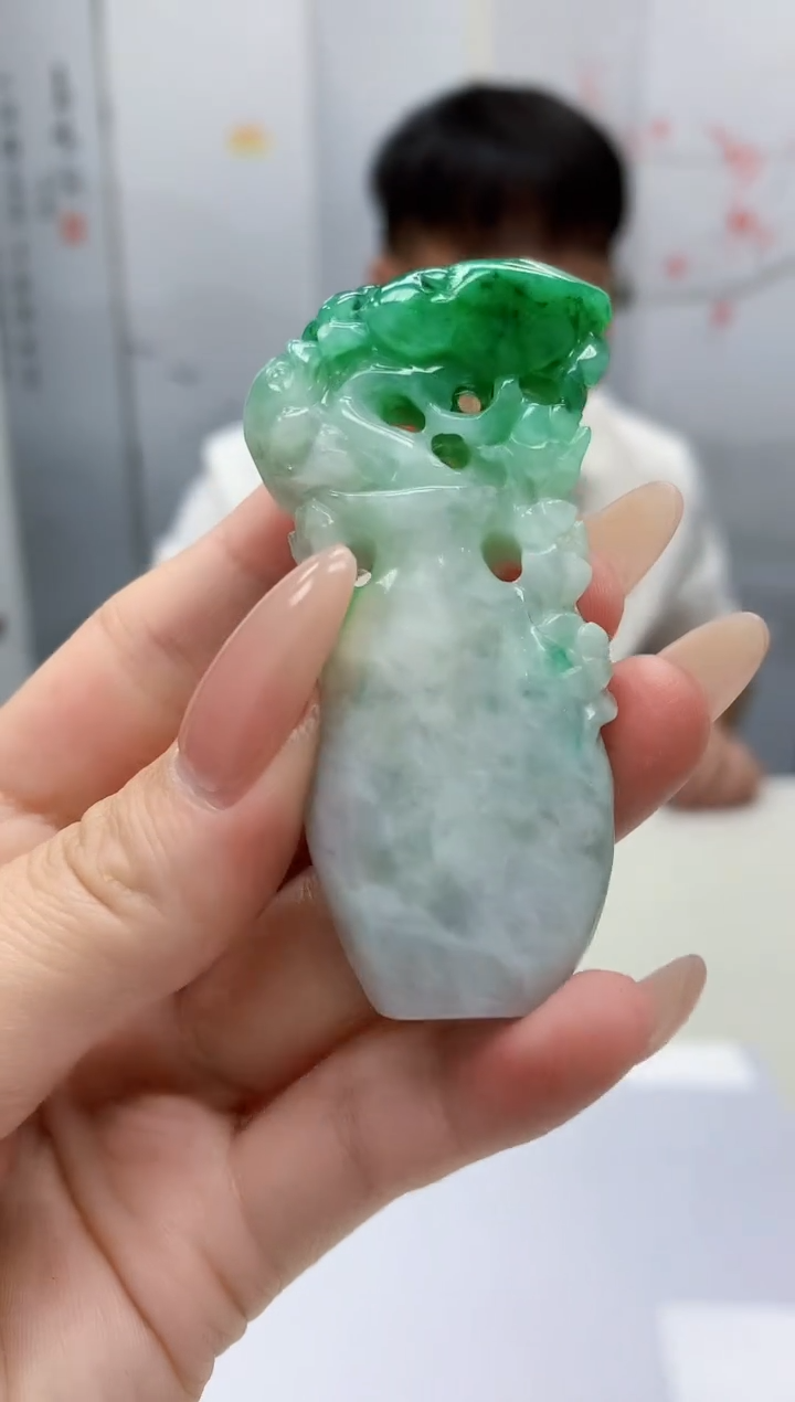 【闪购商品】定制翡翠未镶嵌4925jj-毛货挂件72