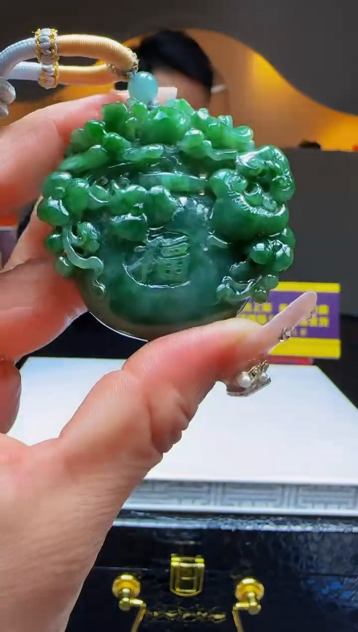 【闪购商品】定制翡翠未镶嵌Q04506翡翠毛货