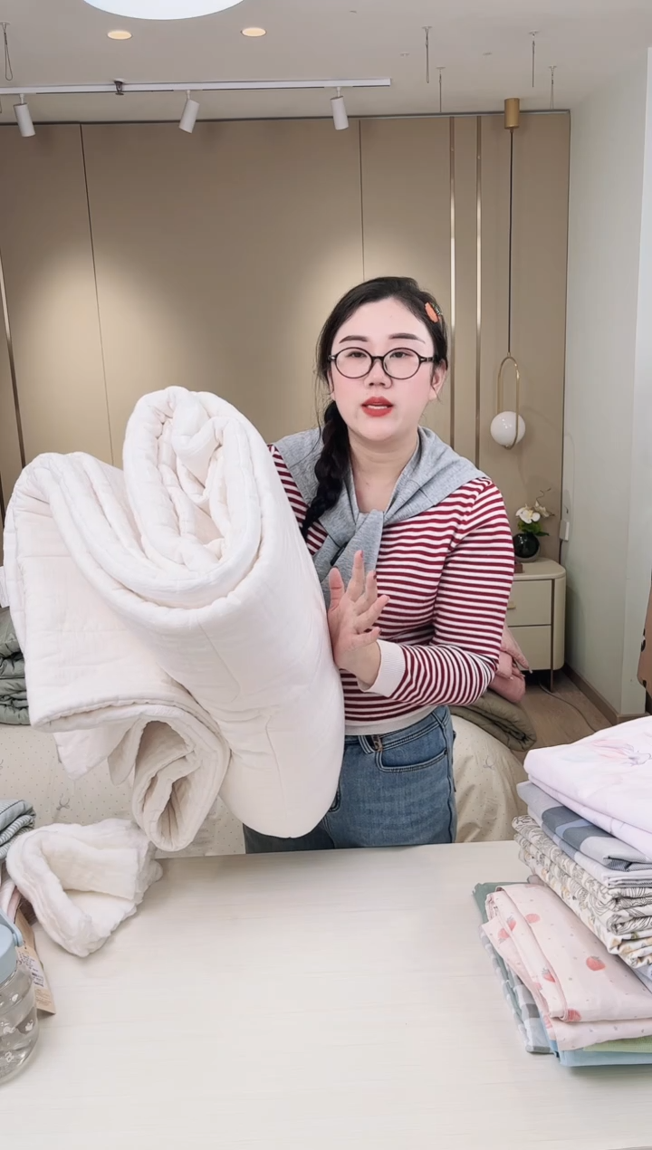 棉花时**好软白2.2*2.4加大2斤白色