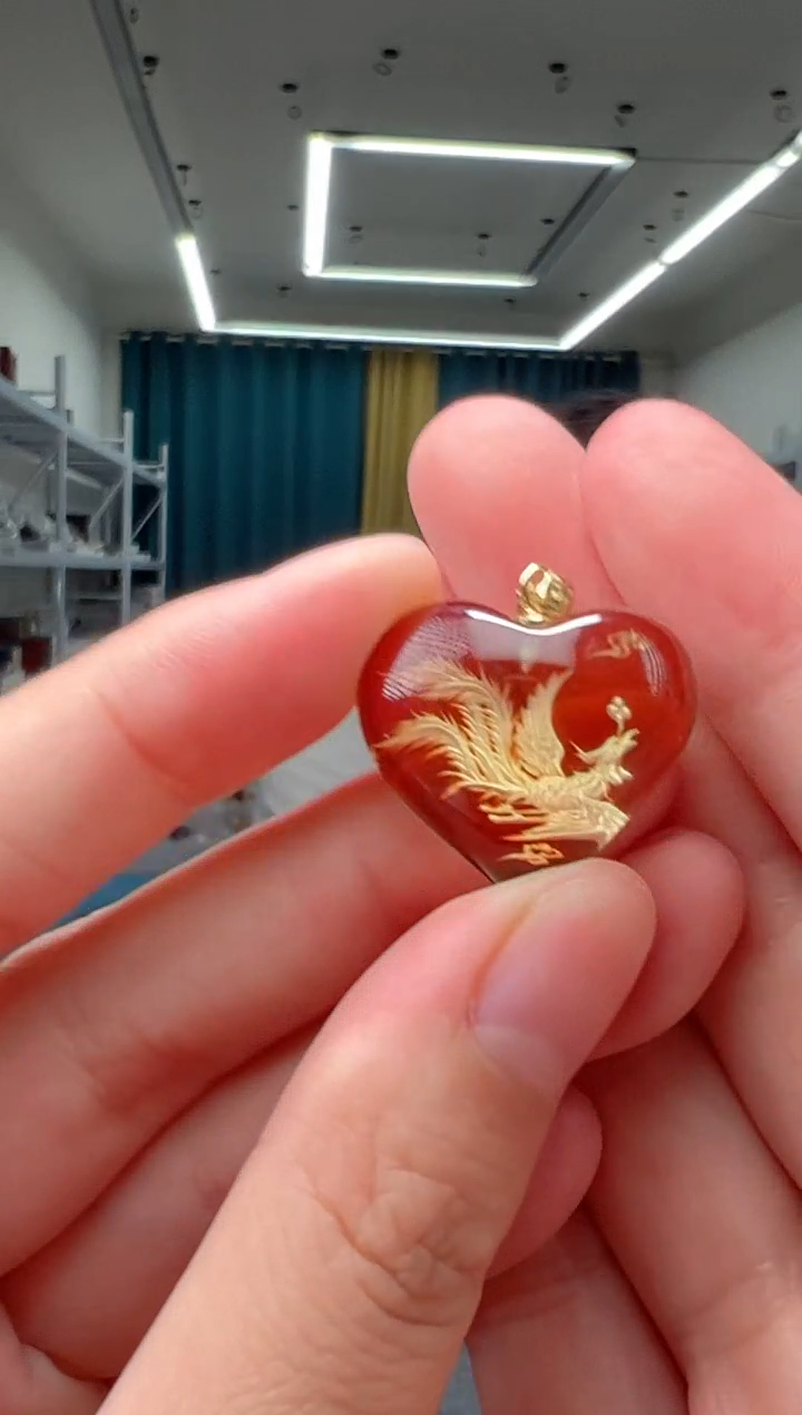 银S925镶嵌颈饰琥珀凤凰