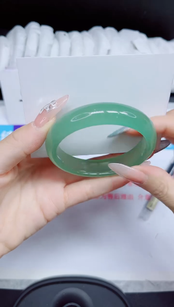 石英质玉手镯未镶嵌448