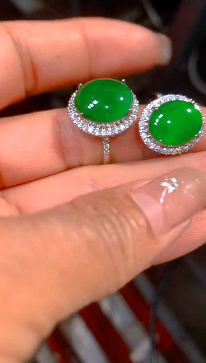 【闪购商品】定制翡翠未镶嵌24-多样性发货（发其一）