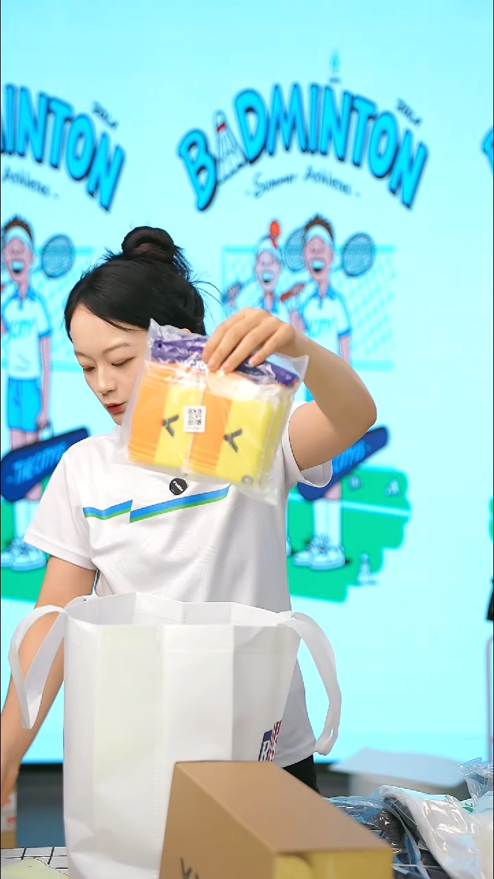 63号链接清仓处理，不退不换 护腕 黄