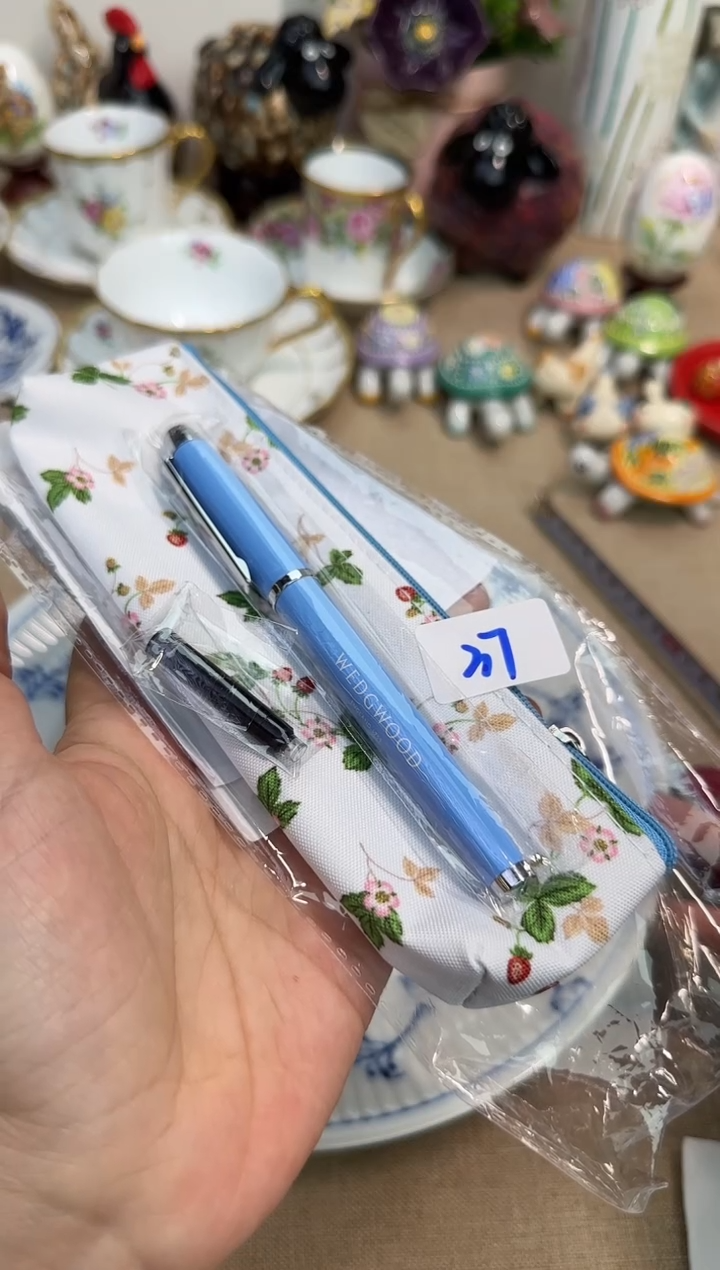 瓷片詩**方泡泡家的瓷器真好看