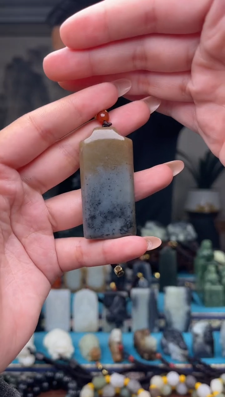 未镶嵌和田玉挂件1