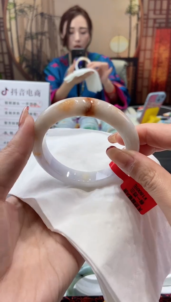 【闪购商品】翡翠手镯未镶嵌00007667