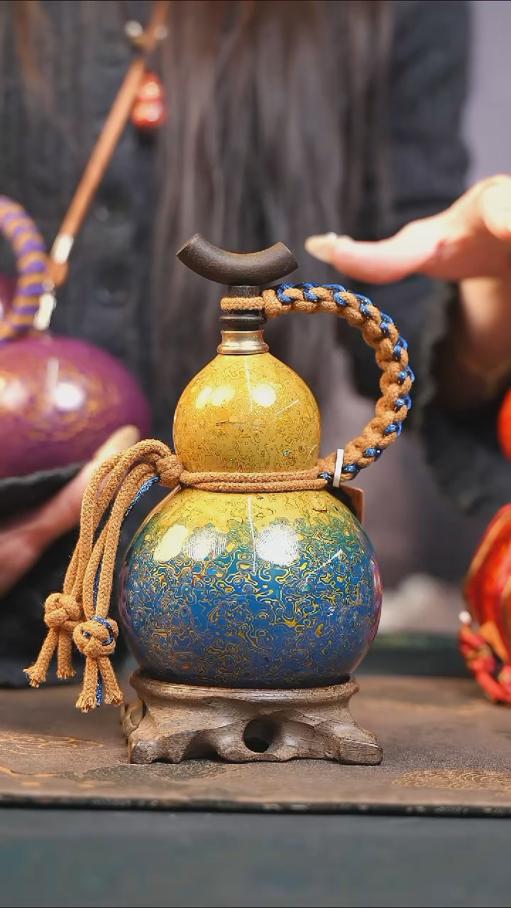 【闪购商品】XE217漆艺酒葫芦不包手串及旋转底座