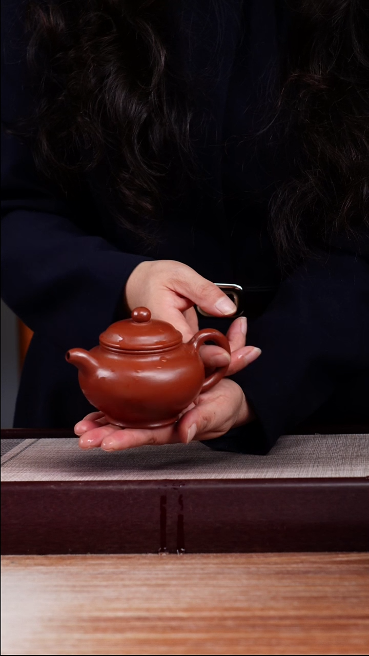 紫砂花盆大红袍掇只一只