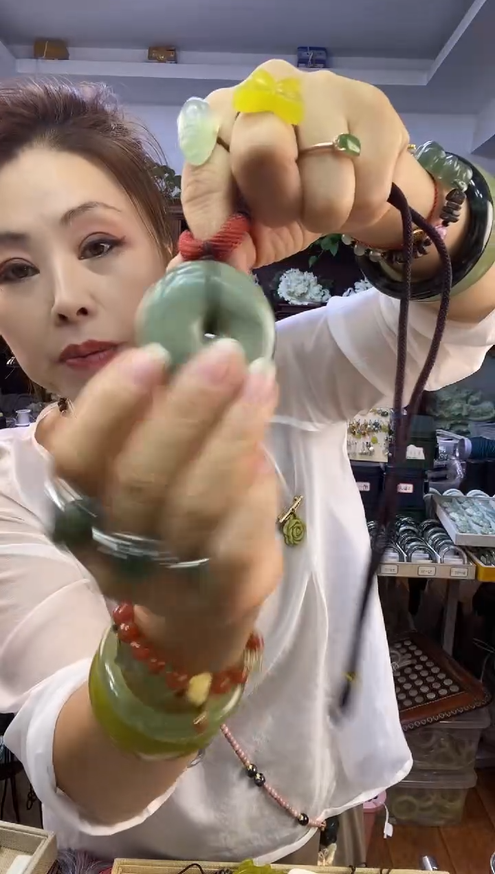 未镶嵌蛇纹石玉平安扣多样性随机发一