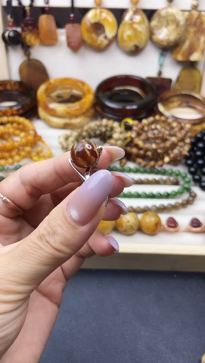 银托戒指+琥珀单珠