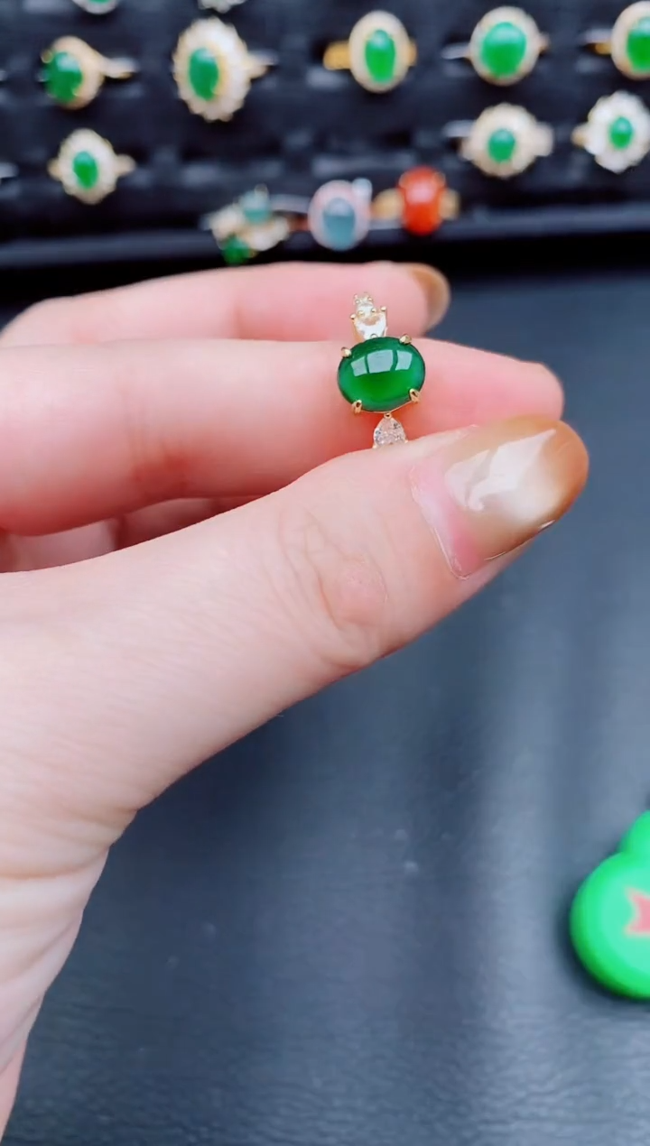 【闪购商品】翡翠戒指银S925镶嵌天然a货翡翠88