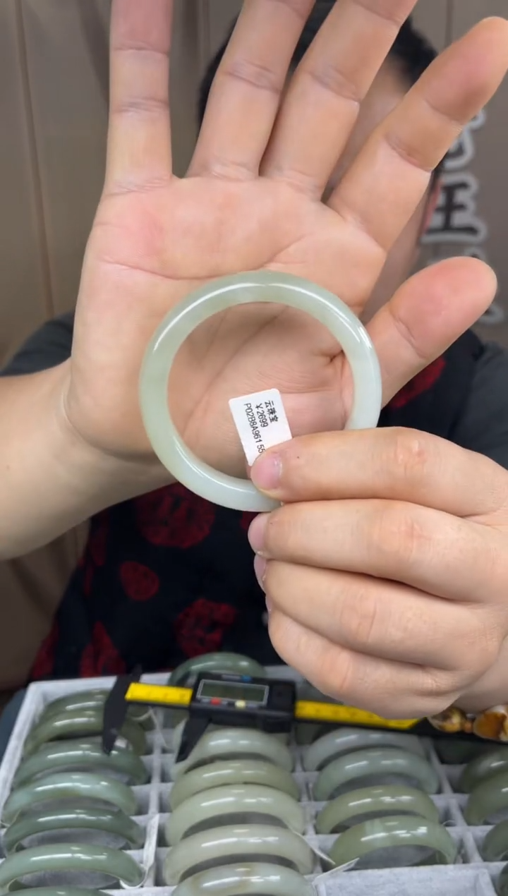 【闪购商品】和田玉手镯未镶嵌和田玉手镯-24