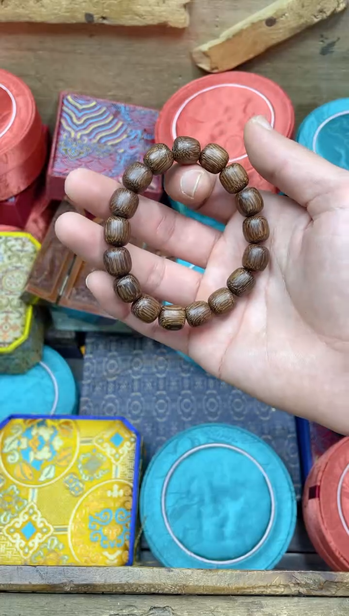 【闪购商品】大叶紫檀（黑酸枝木类）点击链接下单即可