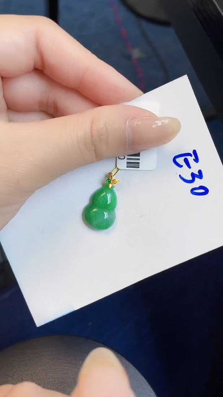 【闪购商品】翡翠吊坠(不含链)18K金镶嵌00000000