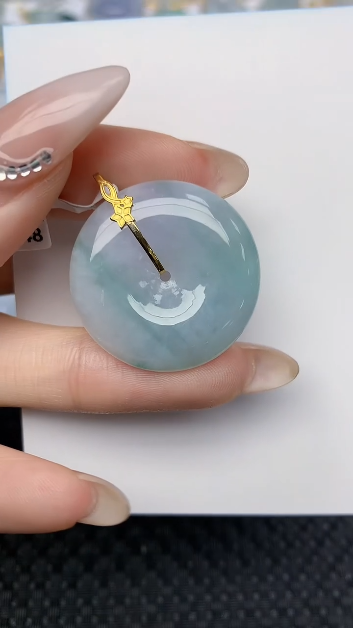 【闪购商品】翡翠颈饰18K金镶嵌天然翡翠A货