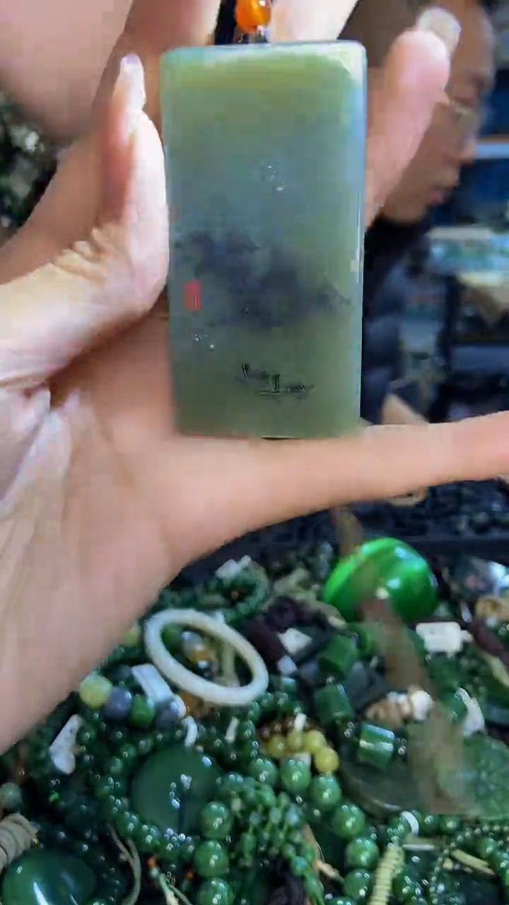 未镶嵌和田玉挂件1