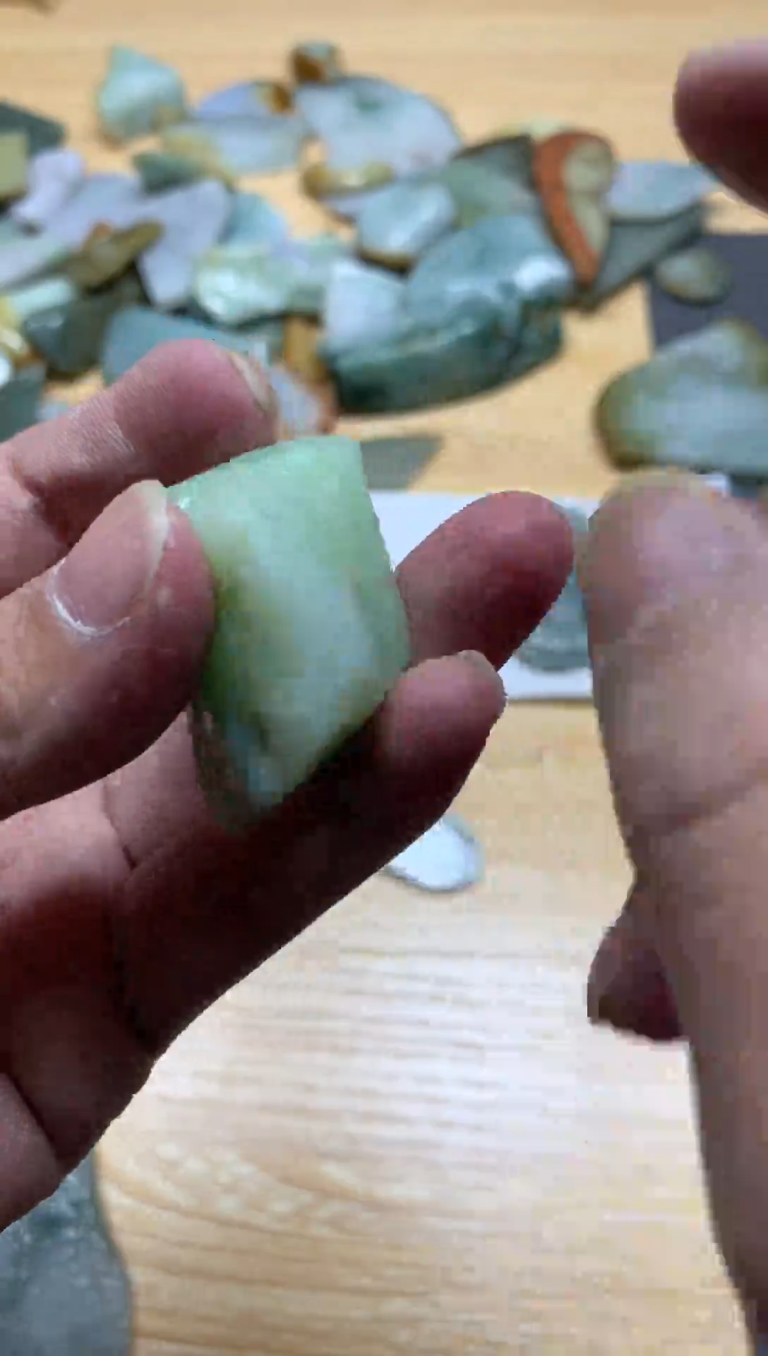 【闪购商品】翡翠颈饰未镶嵌天然翡翠A货