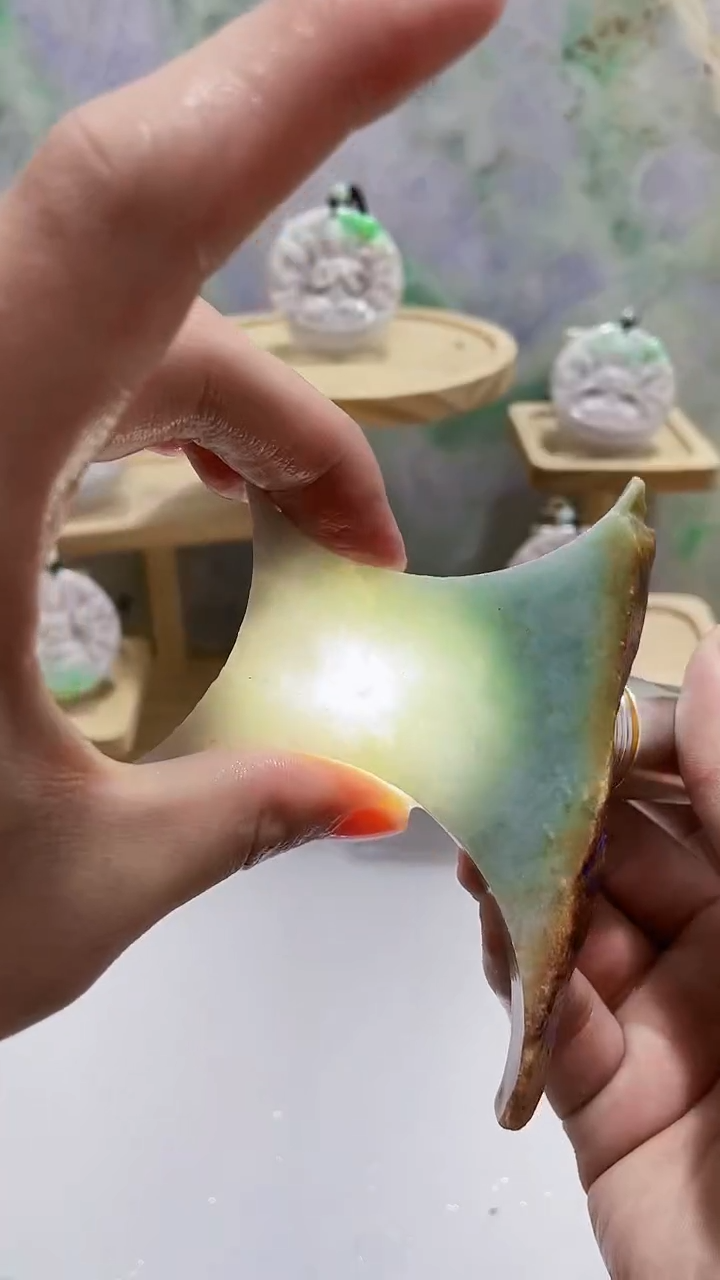 【闪购商品】翡翠颈饰未镶嵌0黄0翡翠珠360