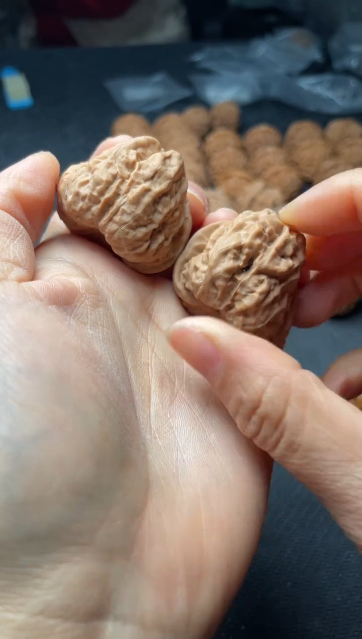 把件文玩核桃w285   蛤蟆头 37尺