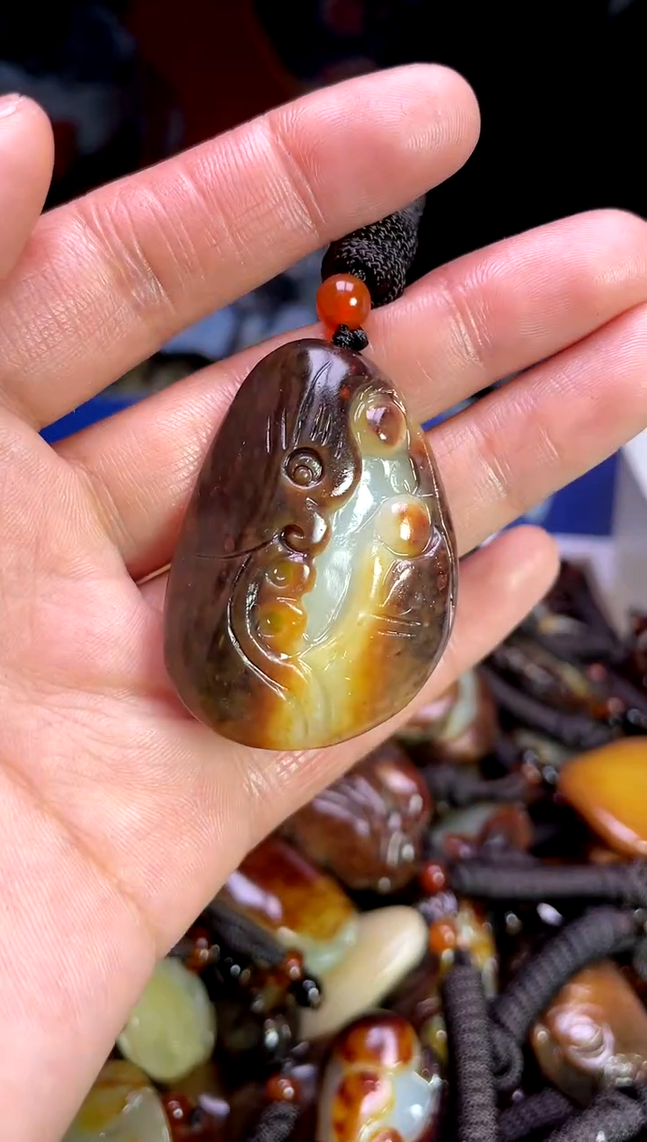 【闪购商品】和田玉颈饰未镶嵌1