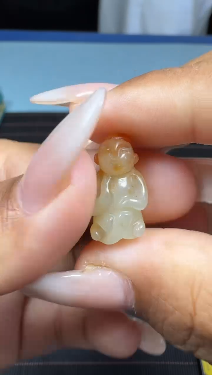 和田玉未镶嵌颈饰1