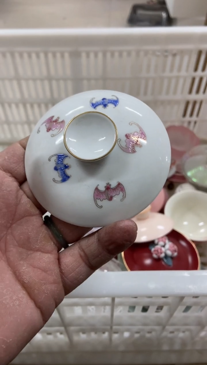 杯无运费险有瑕疵的摄影的产品有使用过的痕迹有点脏介意勿拍