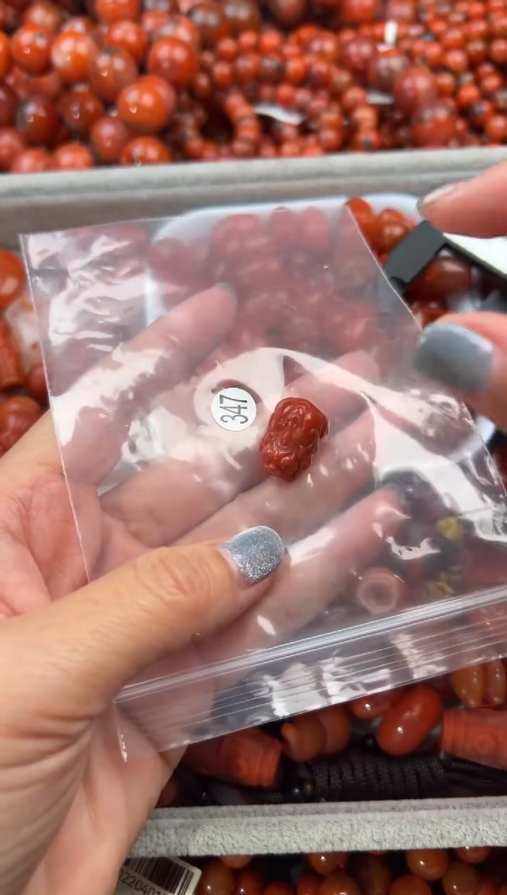 未镶嵌花件南红玛瑙1