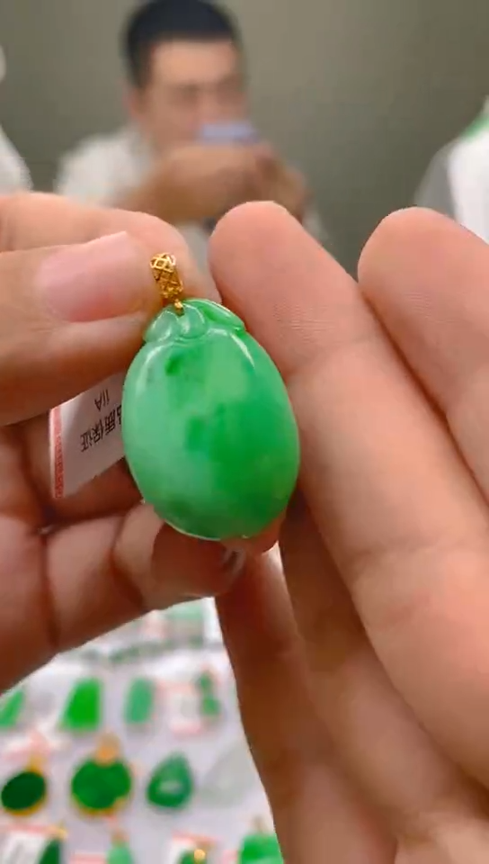 【闪购商品】翡翠颈饰18K金镶嵌新号开播，全场乱卖
