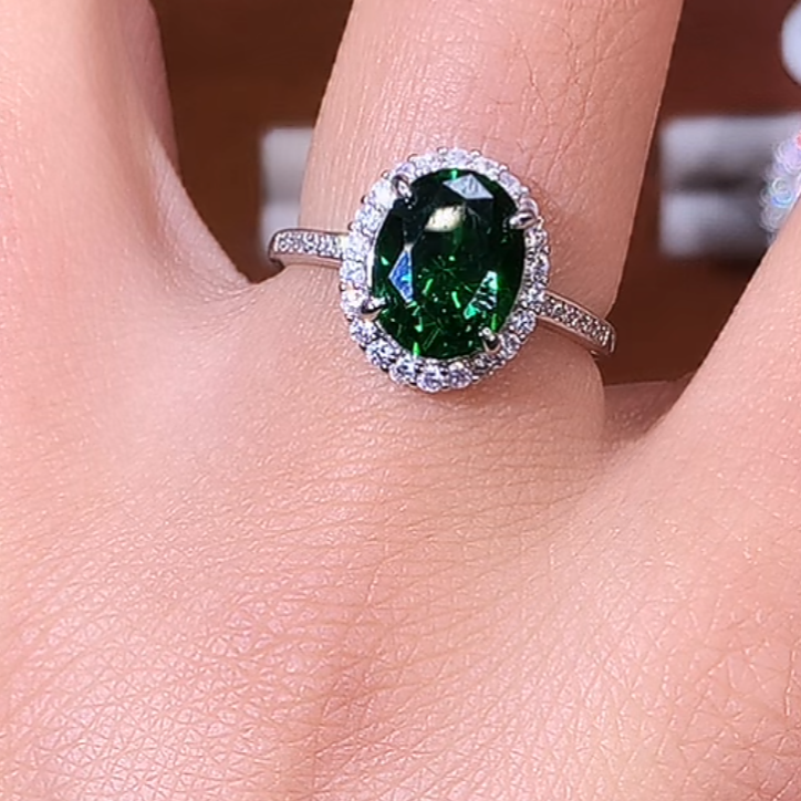 碧玺银镶戒指白810