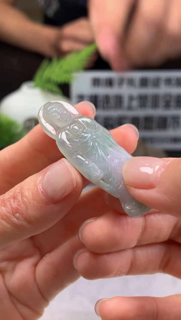 翡翠未镶嵌颈饰意*为---91400