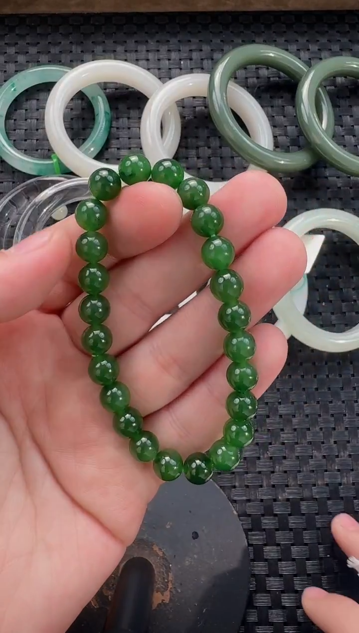 颈饰未镶嵌和田玉8mm手串