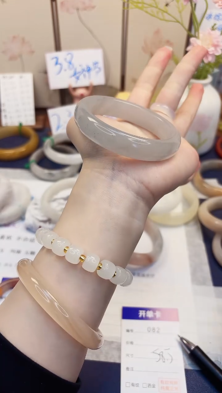 【闪购商品】石英质玉手镯未镶嵌82-财气镯-圈口58