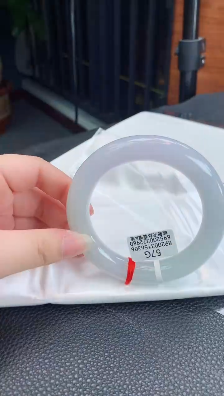 【闪购商品】翡翠手镯未镶嵌缅甸天然翡翠A货手镯