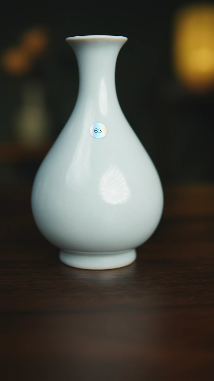 【闪购商品】天青釉 玉壶 春 微瑕63