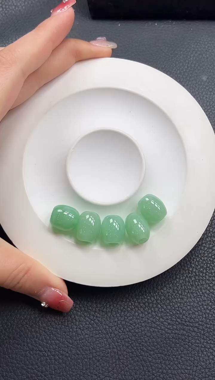 【闪购商品】翡翠颈饰未镶嵌K345-558路路通多样性发1件