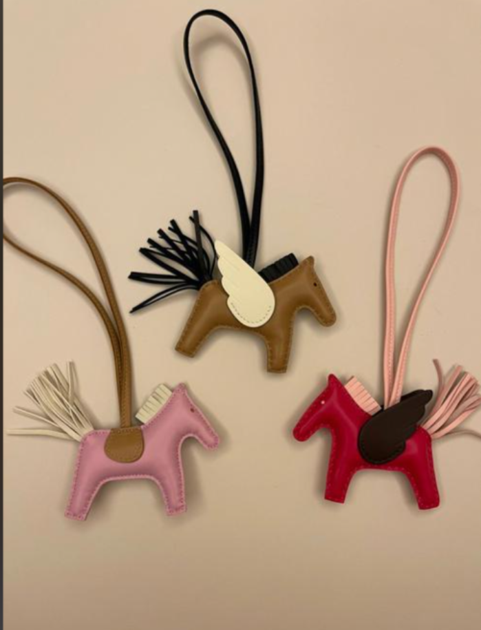 2025包包小马挂件