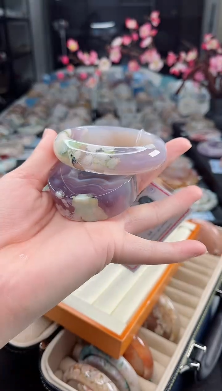 石英质玉未镶嵌手镯58圈口（赠送镯心）S9419