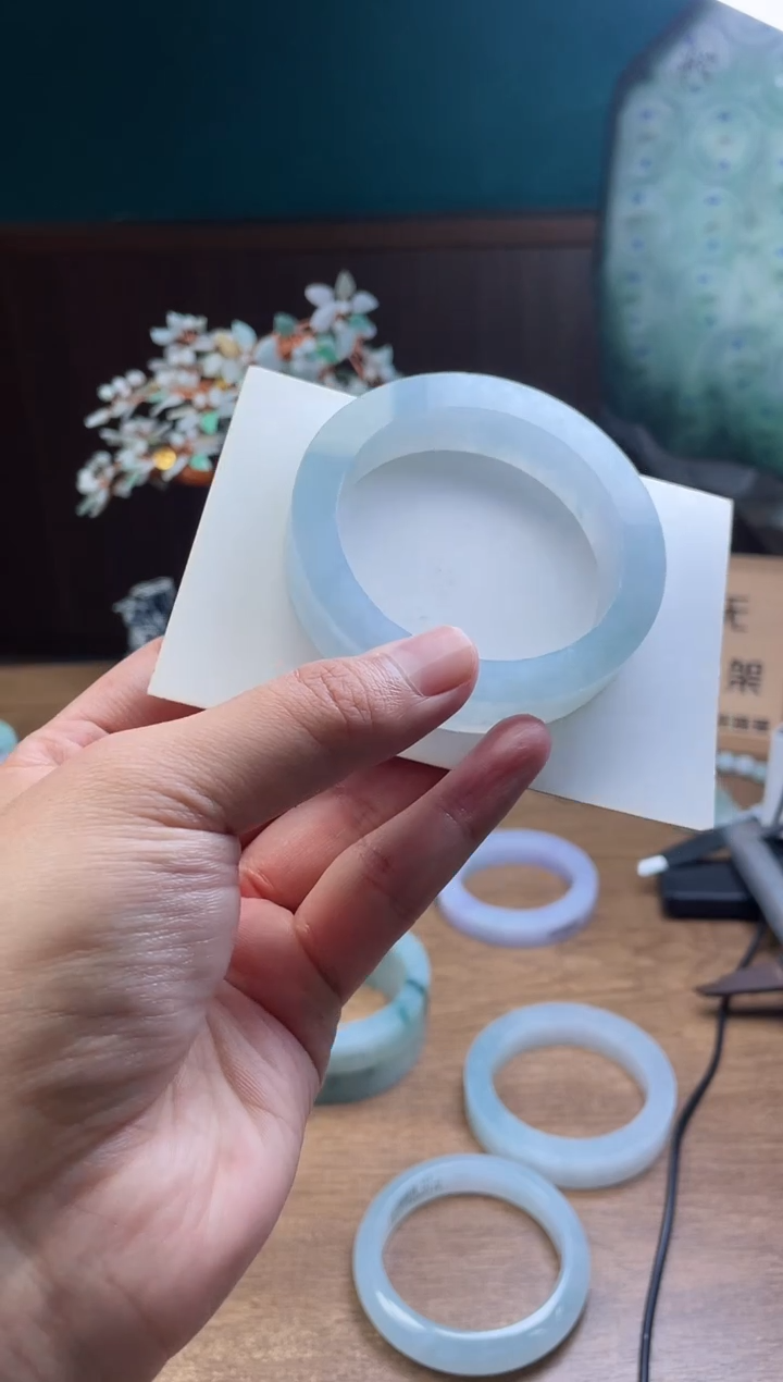 【闪购商品】定制翡翠手镯未镶嵌定制