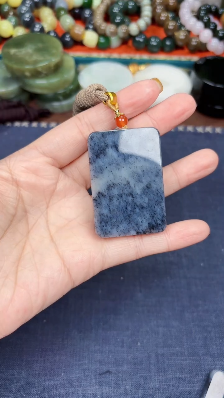 颈饰未镶嵌和田玉和田玉