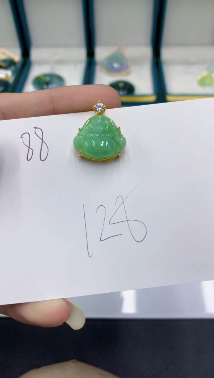 颈饰未镶嵌翡翠翡翠